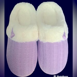 Slippers - Pretty comfortable purple lilac /Lavender memory foam, anti skid NWOT